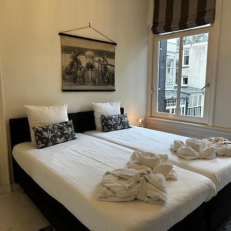 Nine-T-Teen Bed And Boutique Амстердам Екстериор снимка